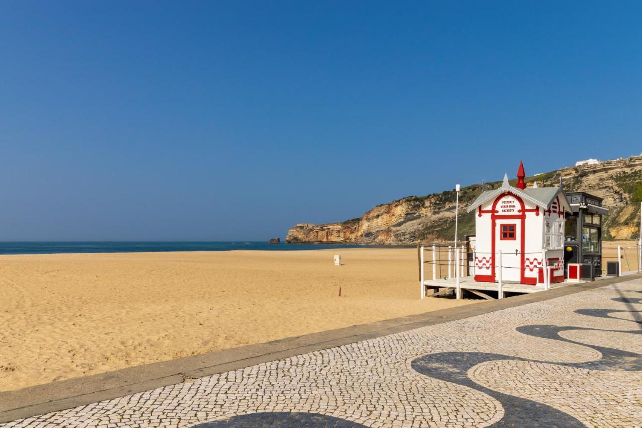 Carol Beach House Nazare Exterior photo